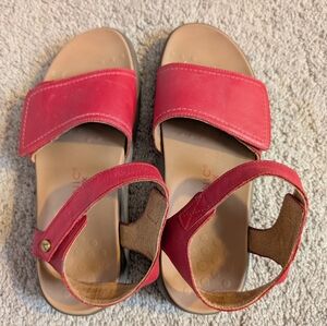 Vionic Red Orthopedic Sandals Adjustable Velcro Straps